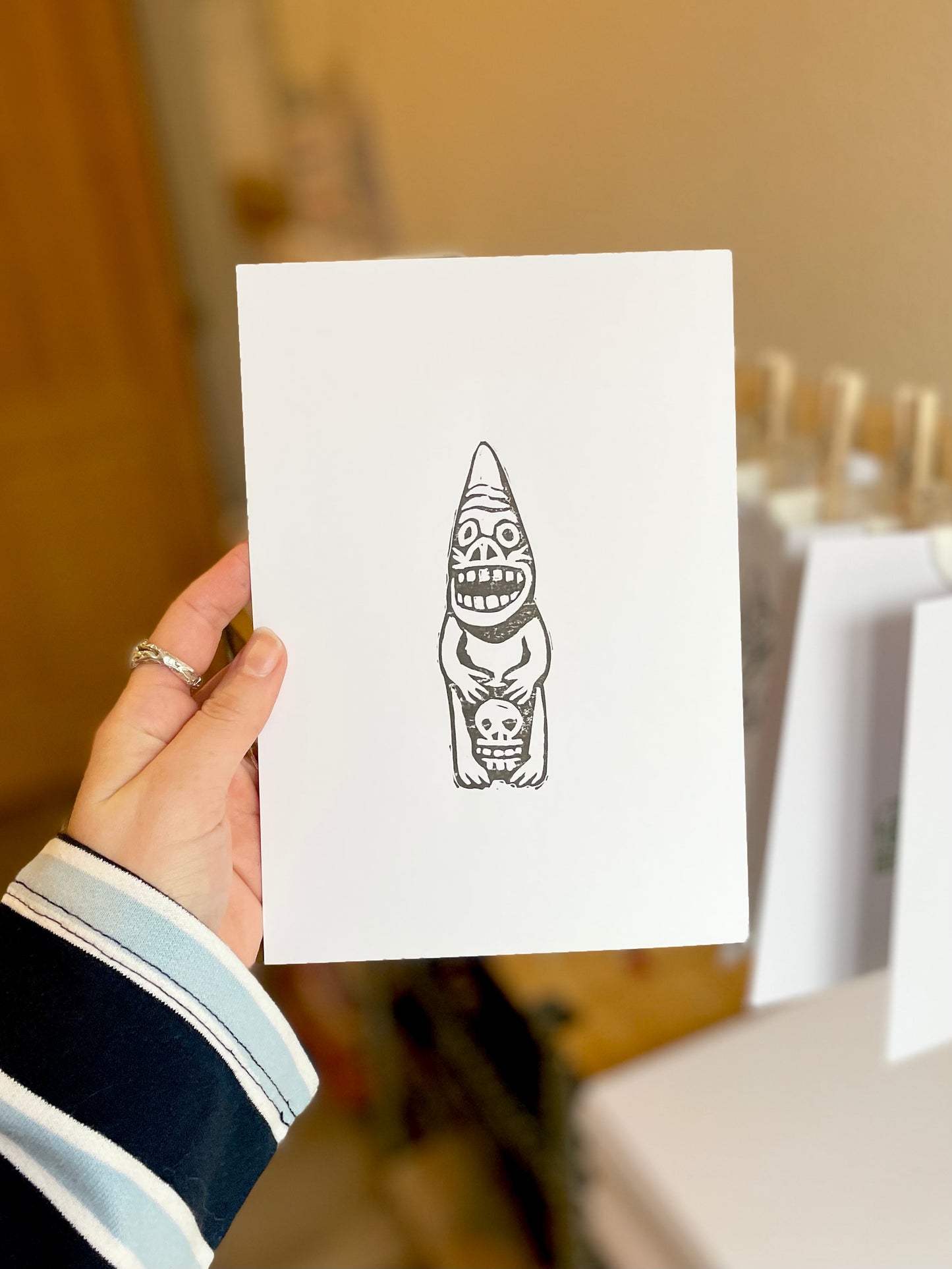 Grønlandsk tupilak #1 - håndlavet linoleumstryk