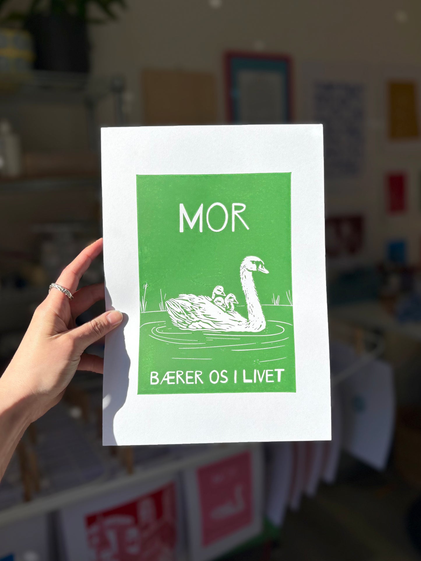 Mor - håndlavet linoleumstryk (vælg farve)