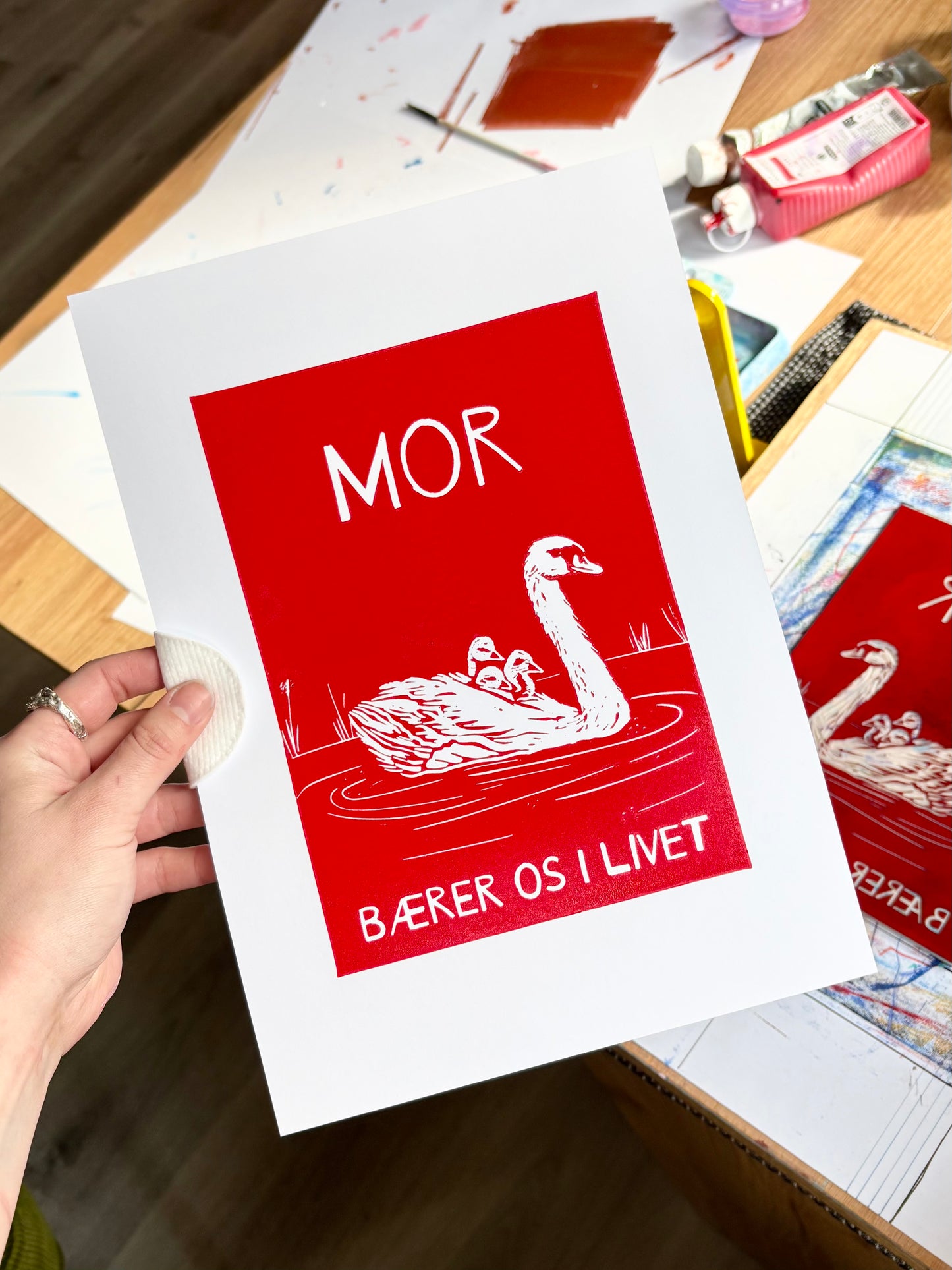 Mor - håndlavet linoleumstryk (vælg farve)