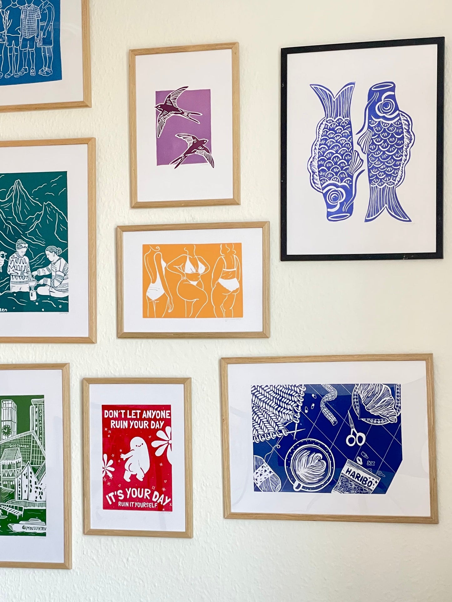 Koi fisk - håndlavet linoleumstryk (vælg farve)